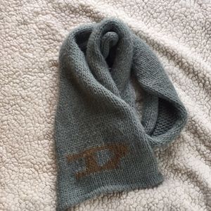 Diesel Scarf